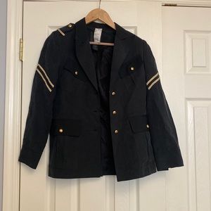 Beautiful Smythe Les Vestes Navy Blazer with Gold Accents
